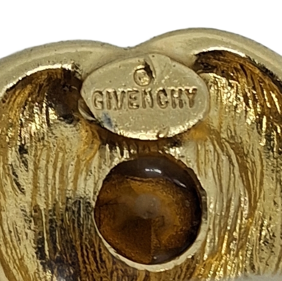 GIVENCHY SPARKLING 1980s CRYSTAL & GOLDTONE HEART CLIP ON EARRINGS - Picture 7 of 7